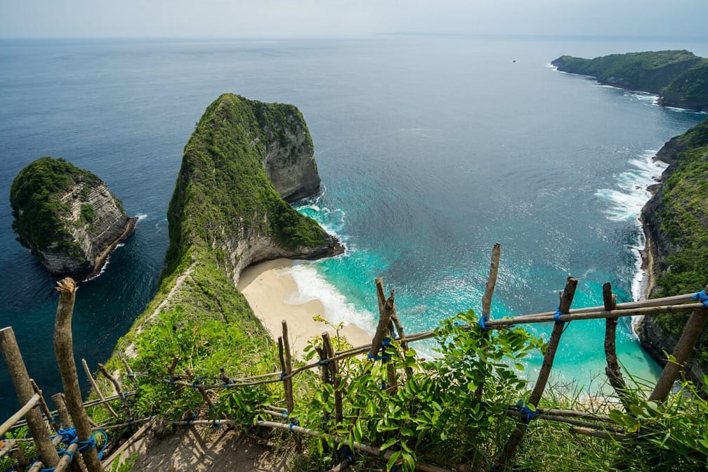 Kelingking Beach on Nusa Penida Island in Bali