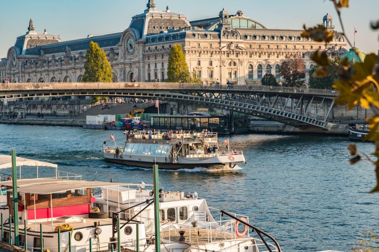 Best way to travel around Paris as a tourist - Seine River Cruise