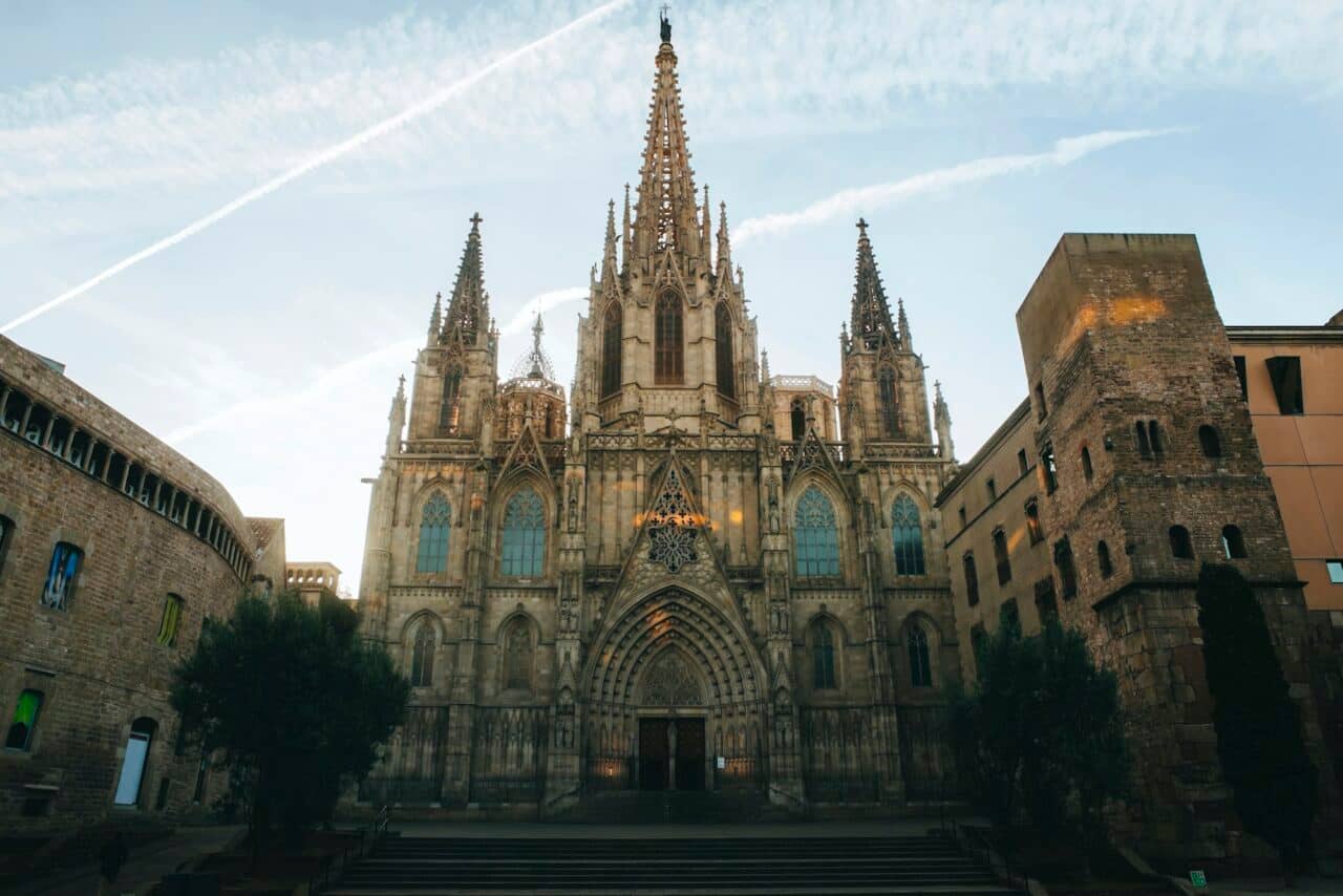 Spain, Barcelona, view to Barcelona Cathedral in the Gothic Quarter